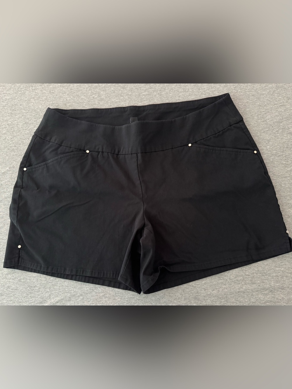 Women's INC Black Stretch Pull-On Shorts
